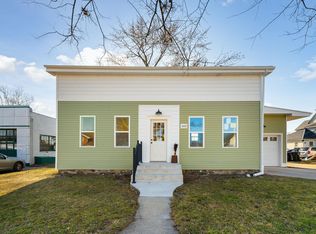 603 N Huntington St, Syracuse, IN 46567