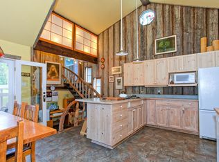 4525 River Rd W, Delta, BC V4K1R9