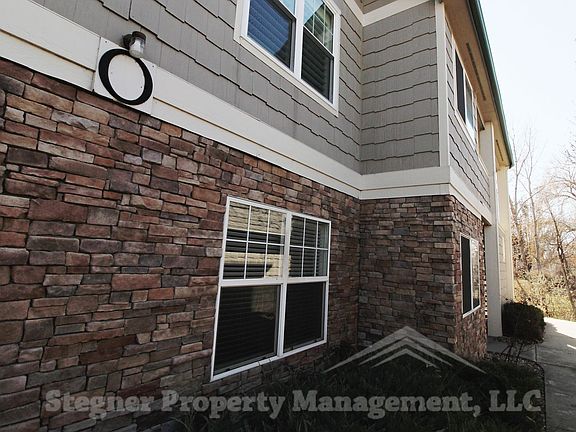 2nd image of 5225 White Willow Dr APT O130