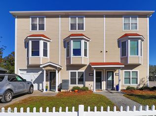 615 Broad Street #B, Beaufort, NC 28516