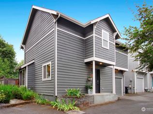 4103 26th Ave SW #B, Seattle, WA 98106