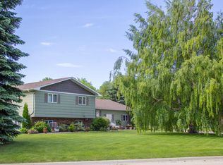 20 James Cir SE, East Grand Forks, MN 56721