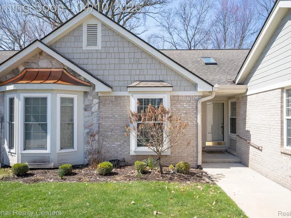 41642 Haggerty Woods Ct, Canton, MI 48187