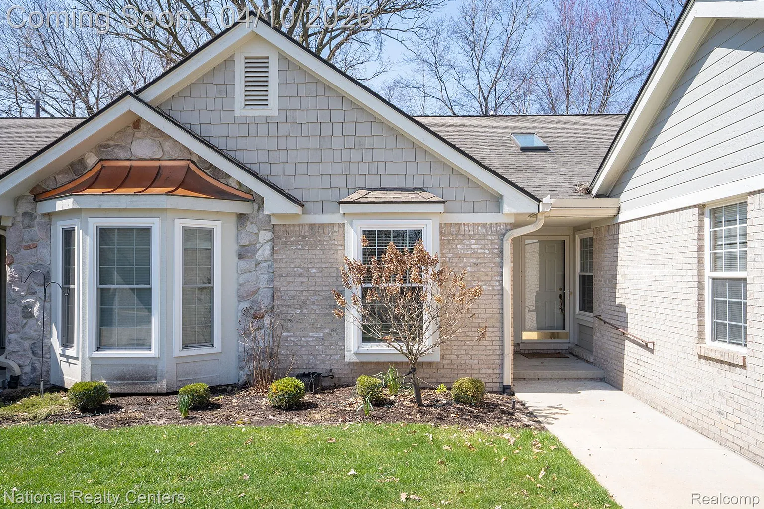 41642 Haggerty Woods Ct photo 1