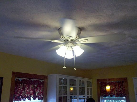 4 Ceiling fans
