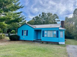 503 W Scotland Street, Maxton, NC 28364