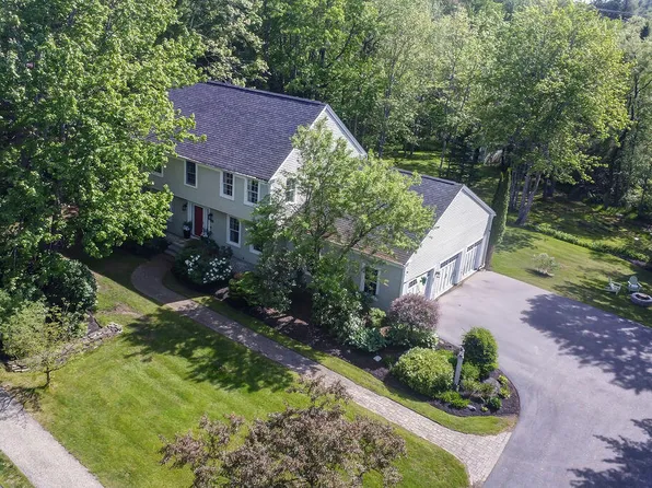 162 Oakwood Drive, Yarmouth, ME 04096