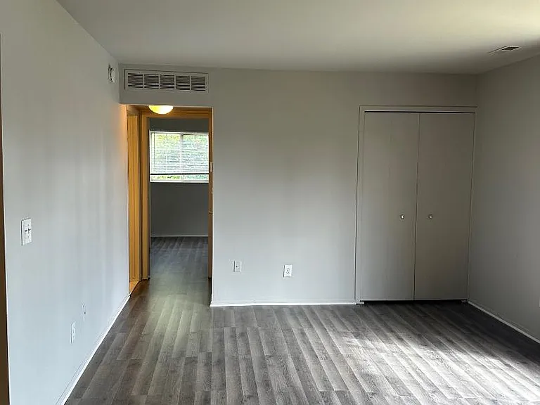 43780 Freeway Dr #101 — Photo 4