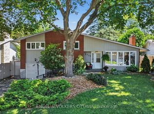 2715 Colman St, Ottawa, ON K1V8J8