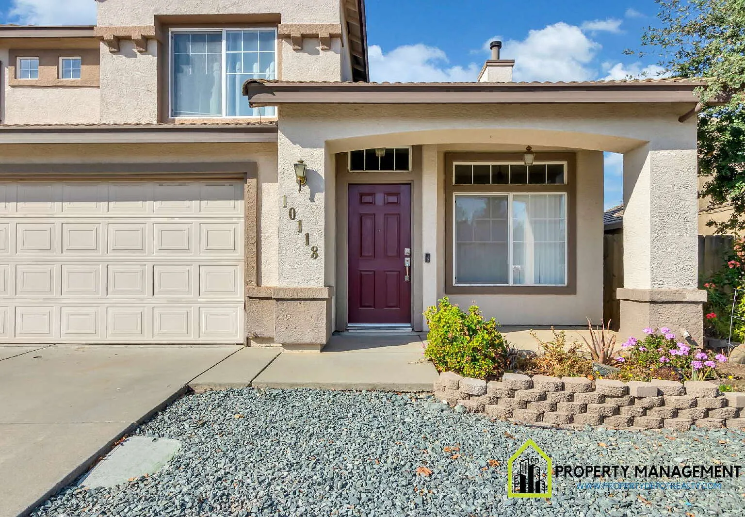 5 bed, 3.0 bath, 2002 sqft, $3,300 — Photo 4