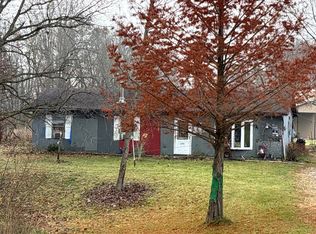 23886 E 2000th Rd, Dennison, IL 62423