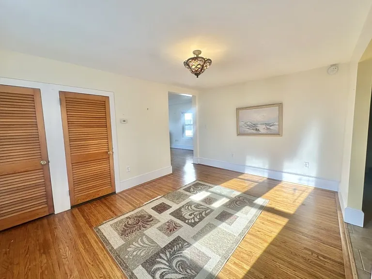 986 Ash St #101 — Photo 30