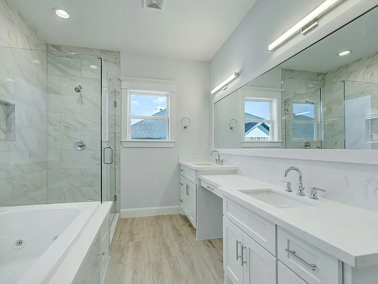 2814 Princeton St — Photo 16