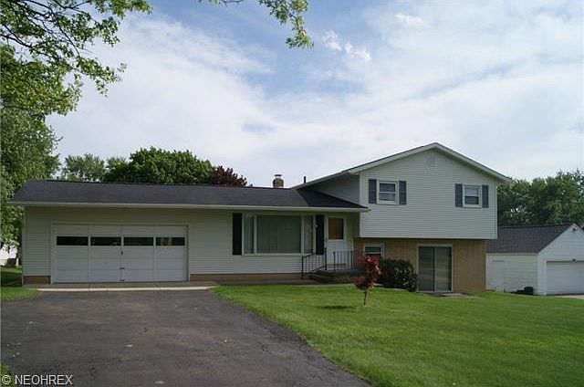 1st image of 1150 Norton Ave