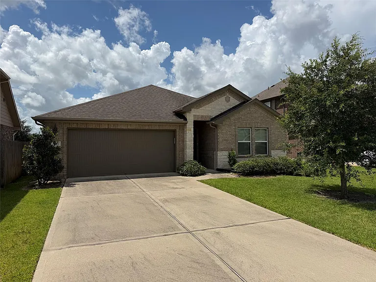 3115 Tanner Dell Ct — Photo 1