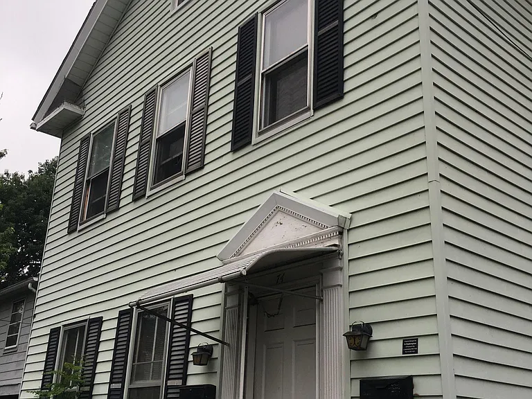 74 Berkshire St — Photo 2