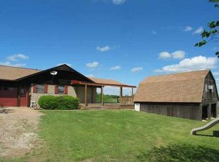 2816 E Lone Chimney Rd, Glencoe, OK 74032