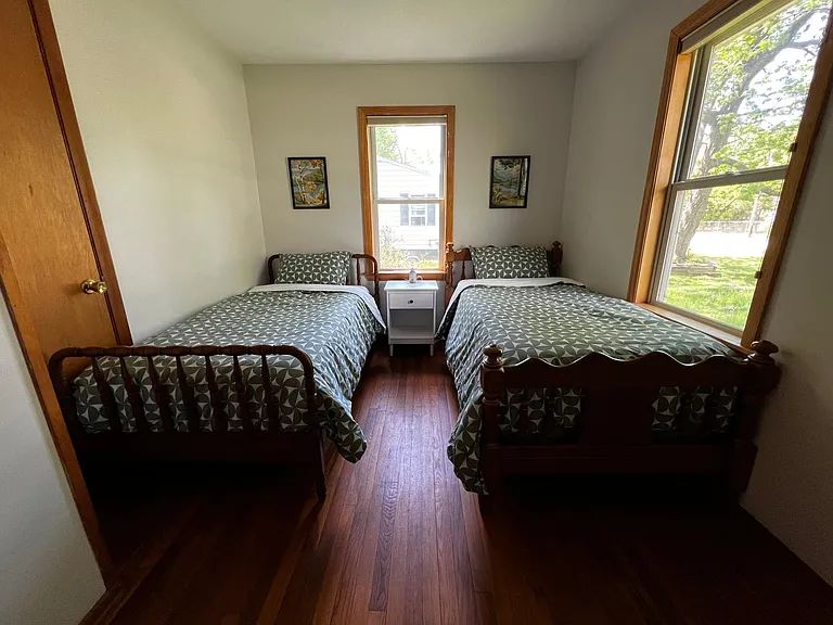356 Shady Ln — Photo 9