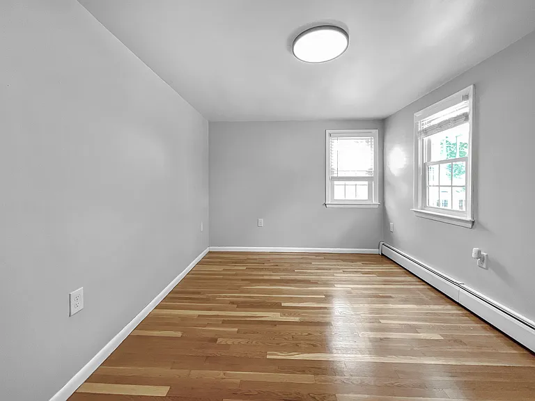 41 Burrwood Rd — Photo 5