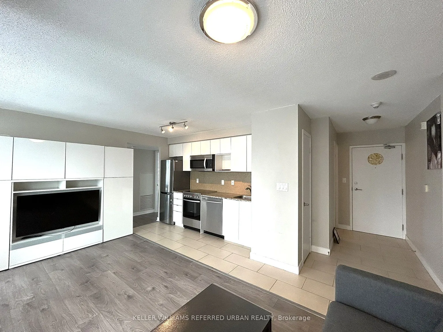 2 bed, $3,600 — Photo 3