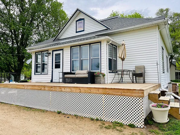 501 3rd St, Chancellor, SD 57015