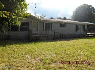 226 S Cherry Ave, White Cloud, MI 49349