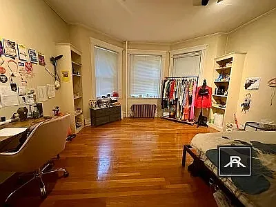 12 Euston St #1 — Photo 9
