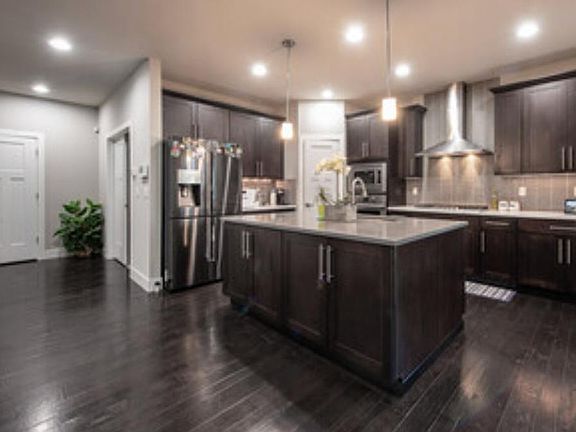 Kitchen with alot of storage and pantry