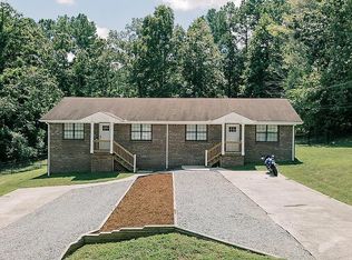 117 Shadow Rock Dr, Tunnel Hill, GA 30755