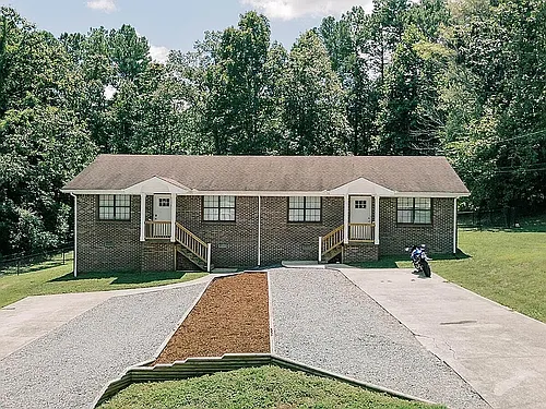 117 Shadow Rock Dr Photo 1