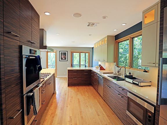 3rd image of 4108 Murietta Ave