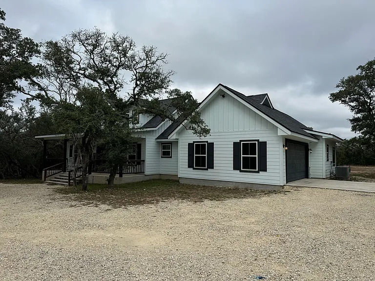914 Bear Springs Trl — Photo 6