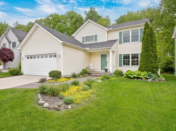 437 Cambridge Dr, Dexter, MI 48130