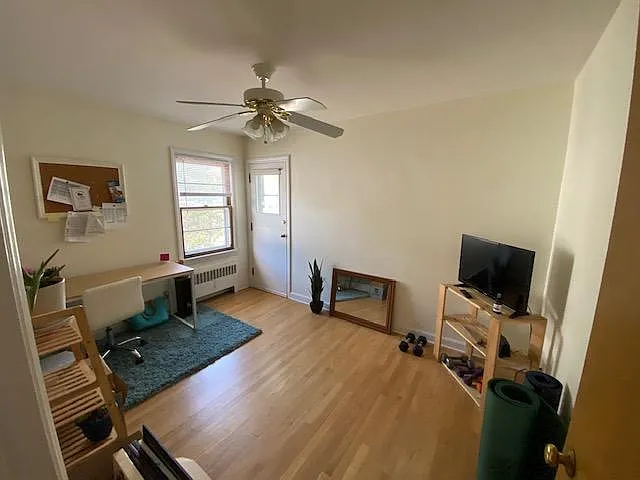 4961 N Santa Monica Blvd — Photo 18