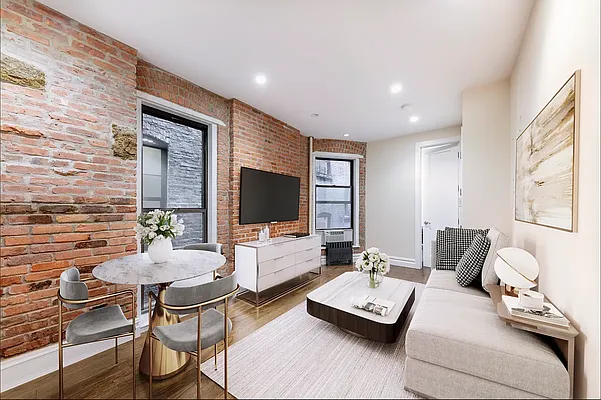 Rented by Compass | media 14