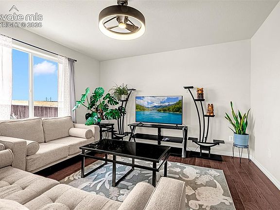4th image of 6167 Mumford Dr