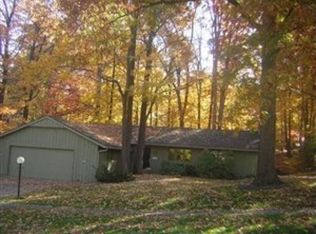 12287 Moss Ridge Cir, Strongsville, OH 44136