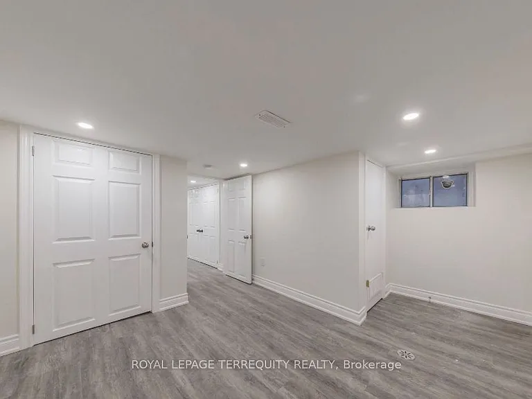 185 Laughton Ave #BASEMENT — Photo 6