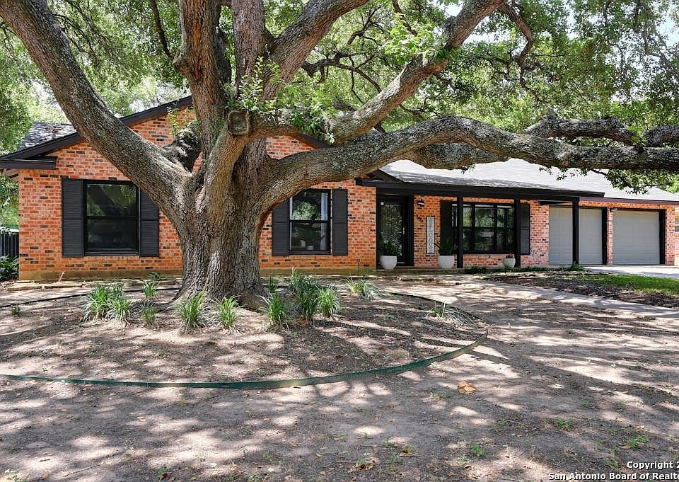 1st image of 334 oak glen