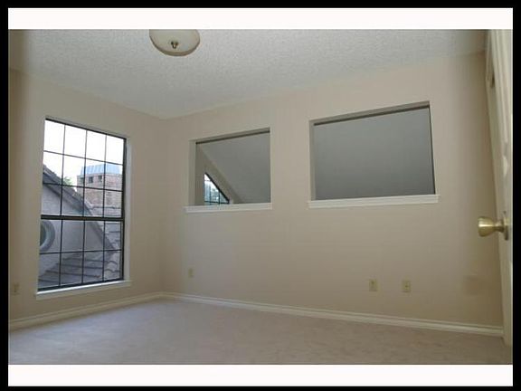 3rd image of 11310 Spicewood Club Dr