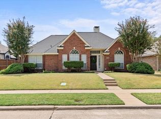 8391 Hidden Spring Dr, Frisco, TX 75034