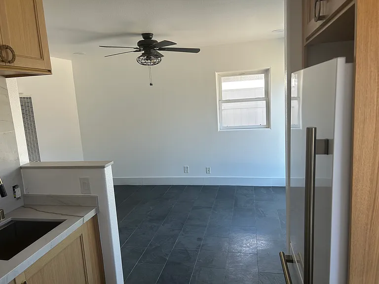 3705 Sunset Ln — Photo 7