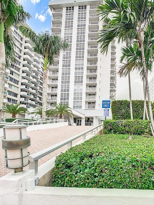 1228 West Ave Miami Beach For Rent