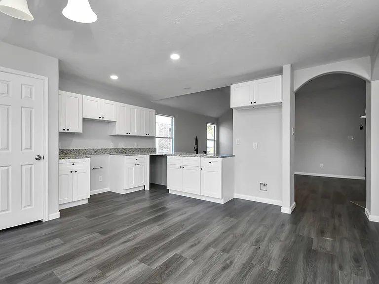 21602 Ornella Cir — Photo 7