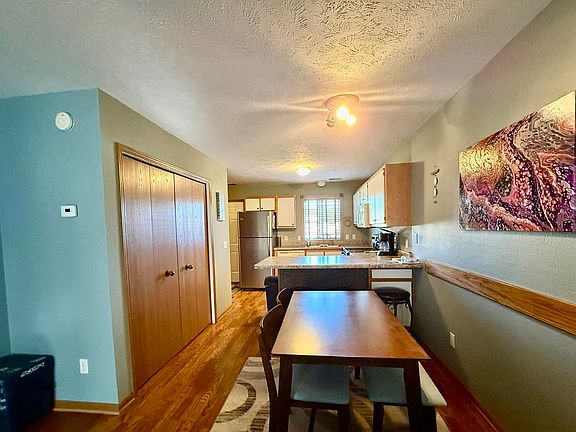 5th image of 3817 Vale Dr