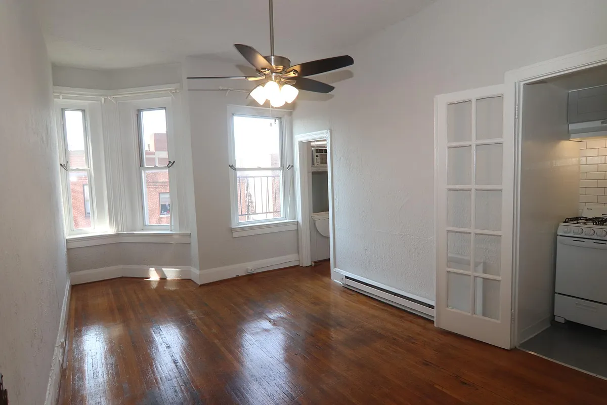 Building Photo - 2200 Maryland Ave #B3