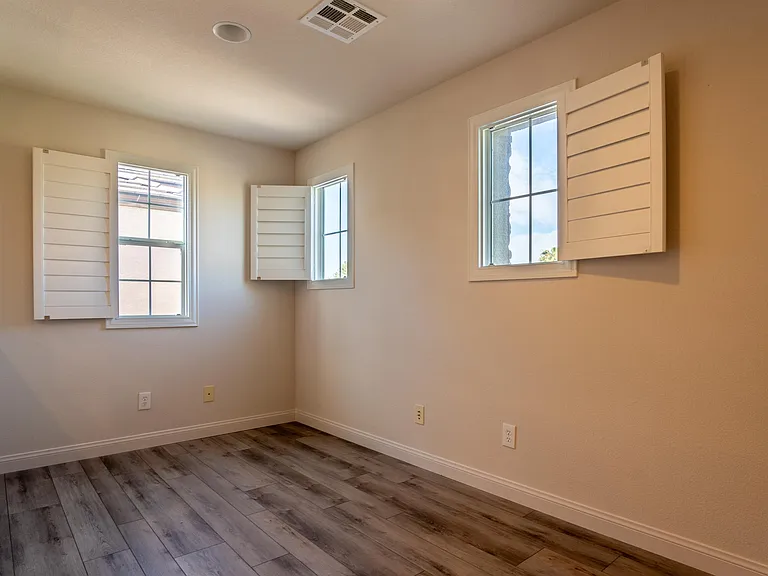 2279 Autumn Fire Ct — Photo 14