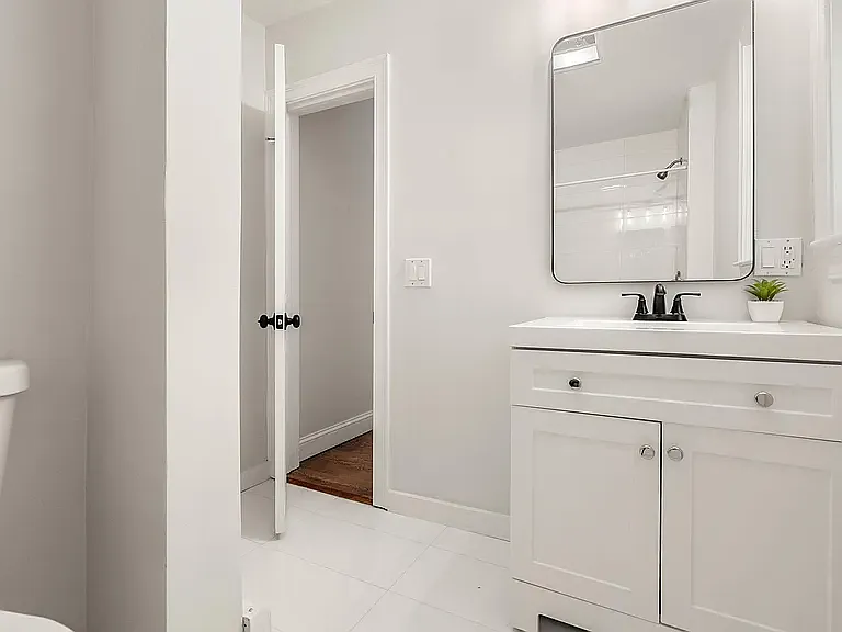 16 Otis St #2 — Photo 5