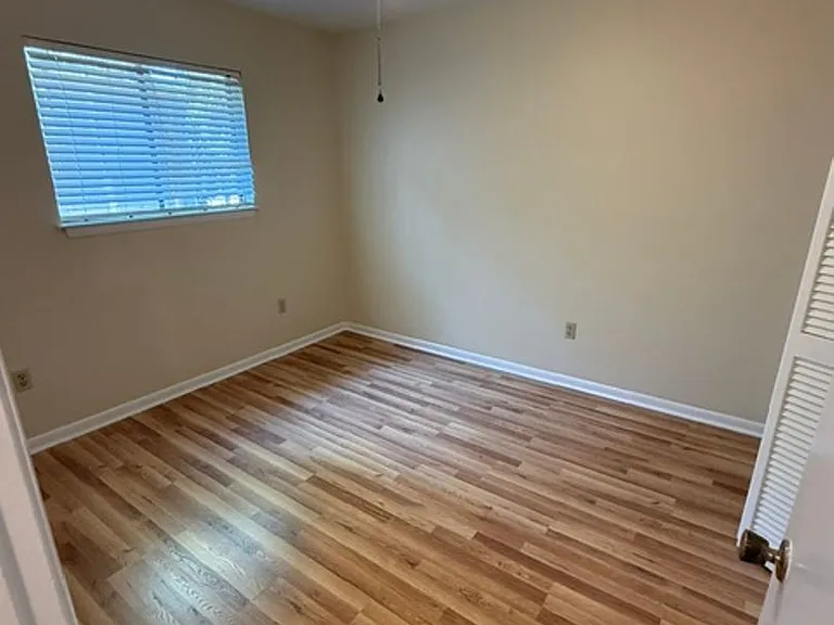 45 Folly Field Rd #14E — Photo 10