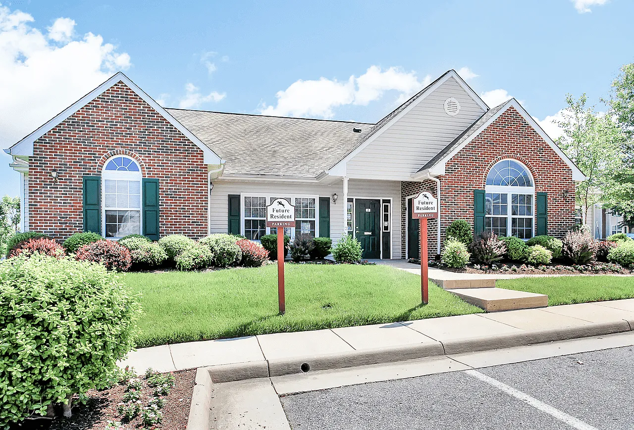 England Run Townhomes — Photo 2